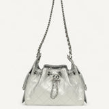 Bolsa Chanel 25 Mini Prata com Ferragens Prateadas