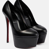 Scarpin Christian Louboutin Dolly Pump Preto