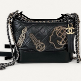 Bolsa Chanel Gabrielle Edição Limitada Preta com Ferragens Douradas