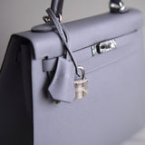 Bolsa Hermès Kelly 25 Epsom Gris Pantin com Ferragens Palladium