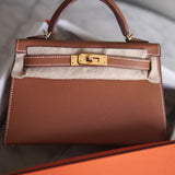 Bolsa Hermès Mini Kelly Epsom Gold com Ferragens Gold