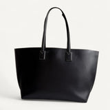 Bolsa Burberry TB Leather Tote Preta