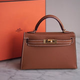 Bolsa Hermès Mini Kelly Epsom Gold com Ferragens Gold