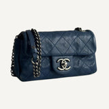 Bolsa Chanel Classic Flap Azul marinho