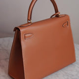 Bolsa Hermès Kelly 28 Sellier Natural Sand Com Ferragens Gold