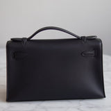 Bolsa Hermès Kelly Pochette Swift Noir com Ferragens Palladium