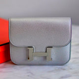 Carteira Constance Slim GoatSkin Prata com Ferragens Palladium