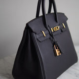 Bolsa Hermès Birkin 25 Togo Noir com Ferragens Gold