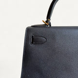 Bolsa Hermès Kelly 28 Epsom Noir com Ferragens Gold