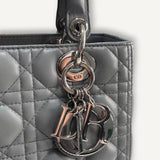 Bolsa Christian Dior Cannage Lady Dior Cinza Medium