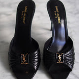 Mule Saint Laurent Babylone Couro Preto