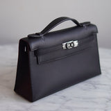 Bolsa Hermès Kelly Pochette Swift Noir com Ferragens Palladium