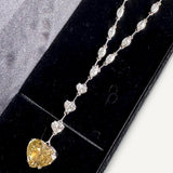 Colar com Coração de Diamante e Fancy Yellow Brown