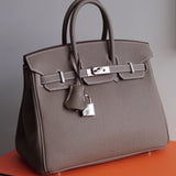 Bolsa Hermès Birkin 25 Togo Etoupe com Ferragens Palladium