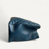 Bolsa Chanel Shopper Azul Marinho com Ferragens Prateadas