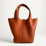 Bolsa Hermès Picotin 18 Orange H com Ferragens Gold
