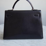 Bolsa Hermès Kelly 32 Taurillon Noir com Ferragens Gold