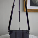 Bolsa Louis Vuitton Faded Calfskin Monogram Soft Trunk Preta