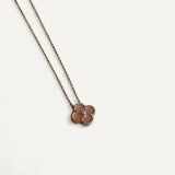 Colar Van Cleef & Arpels Alhambra em Ouro Rosé 18k com Madrepérola e Diamante Central