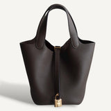 Bolsa Hermès Picotin 18 Clemence Vert Loden com Ferragens Gold