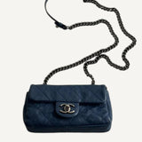 Bolsa Chanel Classic Flap Azul marinho