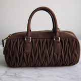 Bolsa Miu Miu Arcadie Camurça Marrom Pequena