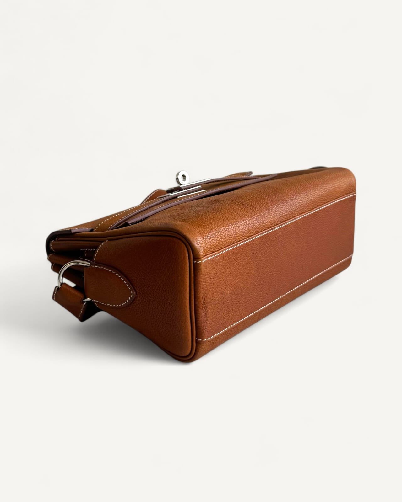 Bolsa Hermès Kelly Messenger PM Barenia com Ferragens Palladium