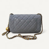 Bolsa Chanel Classic Flap Mini Cinza com Ferragens Douradas