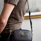 Bolsa Prada Camera Mini Preta