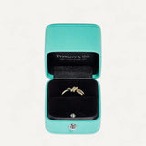 Anel Tiffany Knot de Duas Voltas em Ouro Amarelo com Diamantes