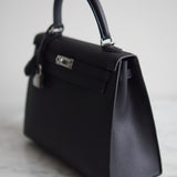Bolsa Hermes Kelly 25 Epsom Noir com Ferragens Palladium