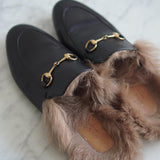 Mule Gucci Preto com Pelos