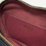 Bolsa Chanel Heart Lambskin CC In Love Preta com Ferragens Douradas