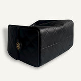 Bolsa Chanel 25 Small Caviar Preta com Ferragens Douradas