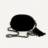 Bolsa Chanel Vintage CC Oval Tassel Crossbody Preta
