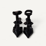 Scarpin Valentino Roman Stud Preto