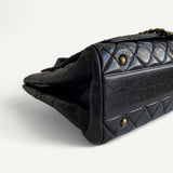 Bolsa Chanel Tote Bag Phyton Preta com Fearragens Douradas