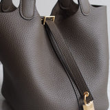 Bolsa Hermès Picotin 18 Clemence Vert Loden com Ferragens Gold