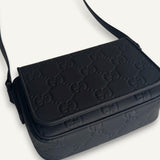 Bolsa Gucci Rubber-Effect Mini Messenger Bag Preta