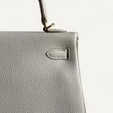 Bolsa Hermès Kelly 25 Togo Craie com Ferragens Gold