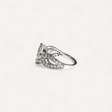 Anel Ouro Branco 18k Diamante Navete e Brilhantes