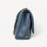 Bolsa Chanel Maxi Couro Lambskin Azul